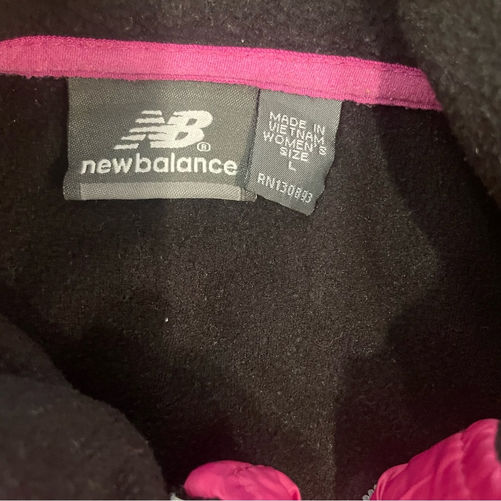New Balance Jacket Fleece Lined Pink and Black Full Zip Large Running Walking - Picture 3 of 6